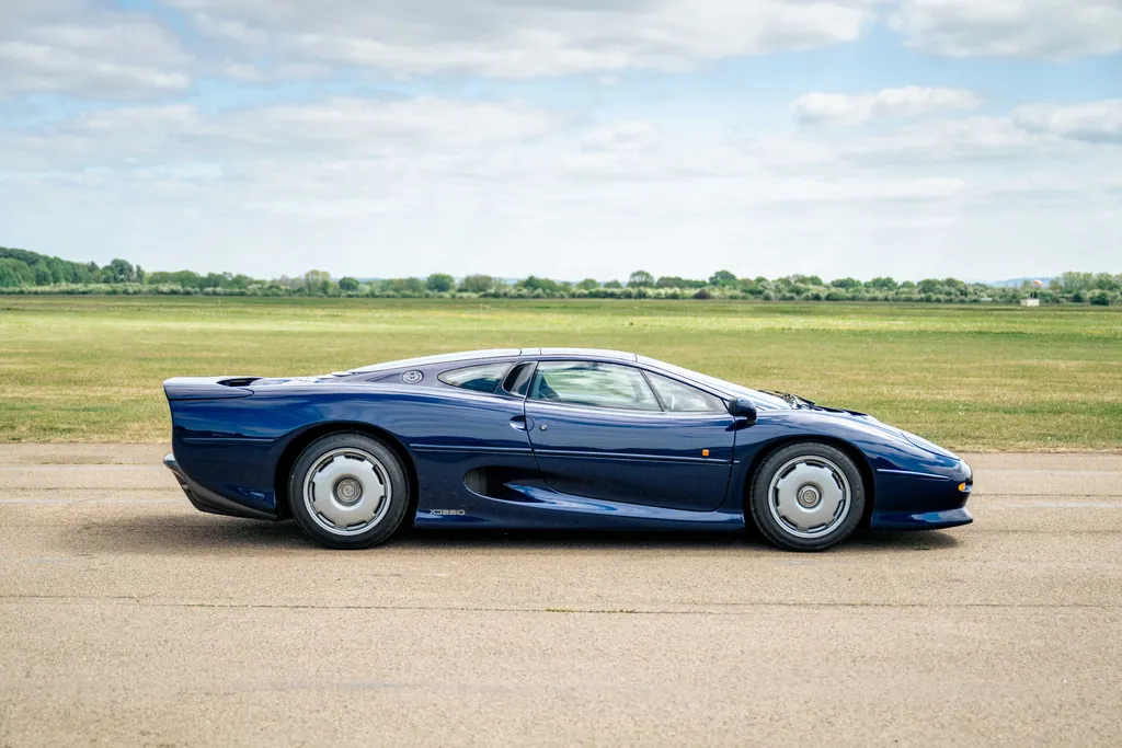Jaguar xj220 ap zxaxxg mljci0qrgtn