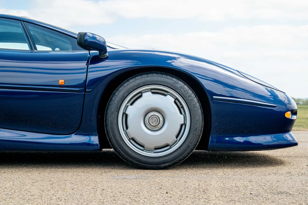 Jaguar xj220 gtq6vlfi0 nhgbnacmxbt