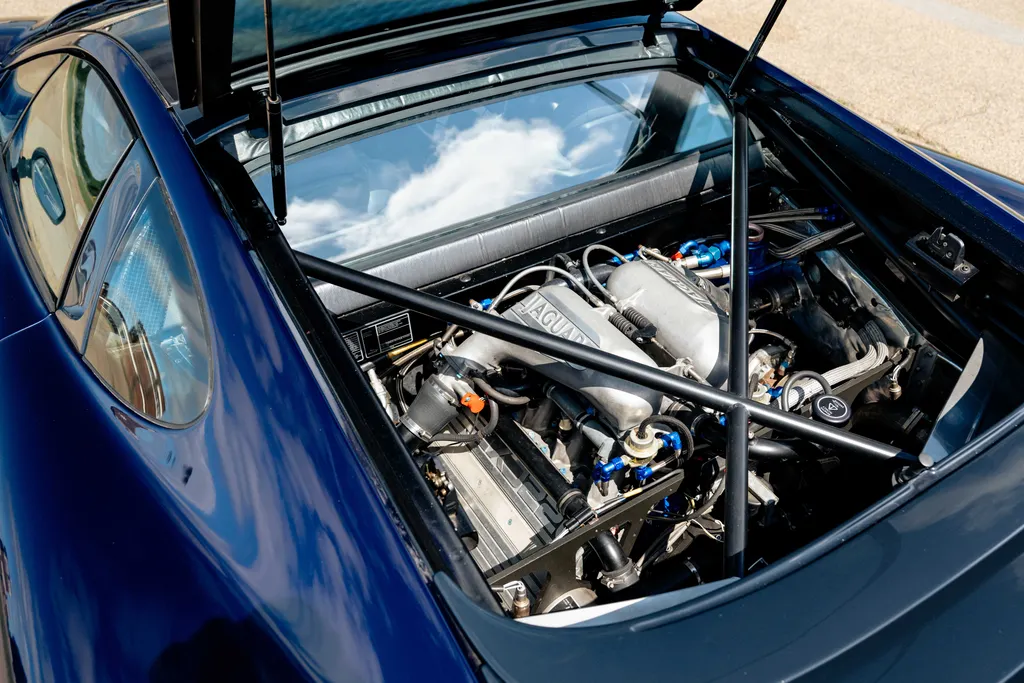 Jaguar xj220 rbfwi7gm1iikiyu8llcqa