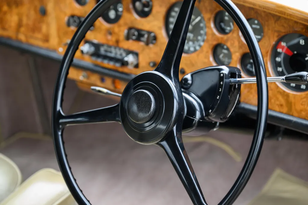 Bentley s2 ztzyptghclk vwnneg1dl