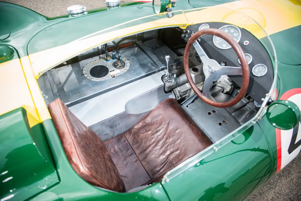Maserati lister  1mj8hpa8dmu hbg0ntfm