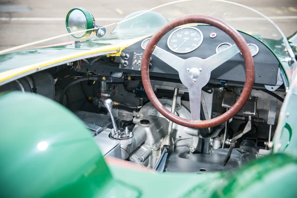 Maserati lister m13nqdav685wjol6e1crz