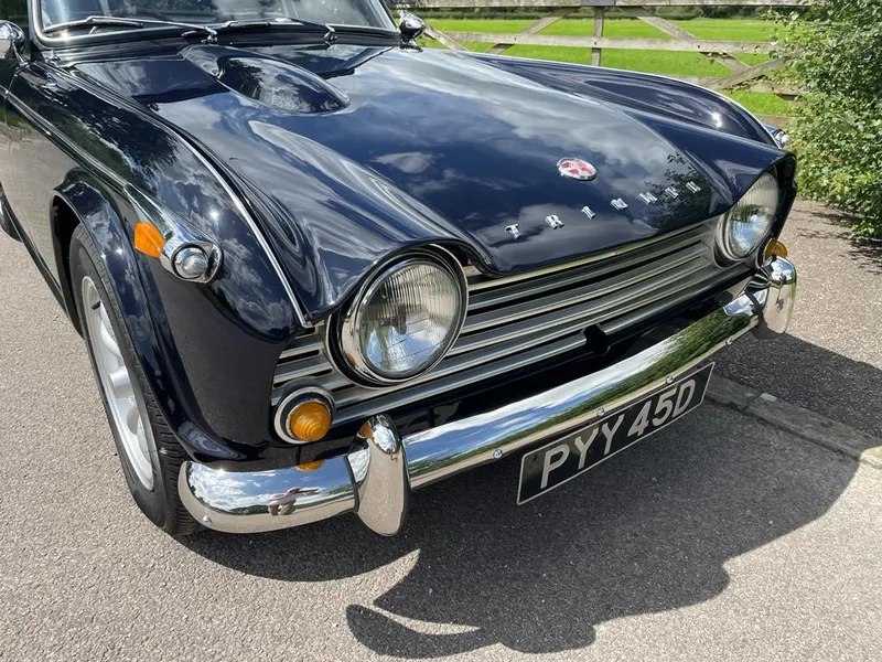 Triumph tr4a 5v8bevqp32yp pshoad0z