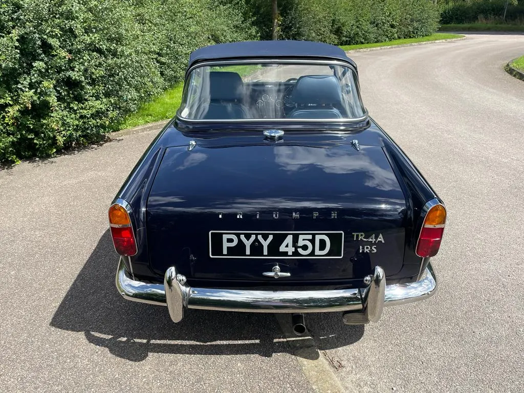 Triumph tr4a dqejgeuranrgt7ed2ee9v