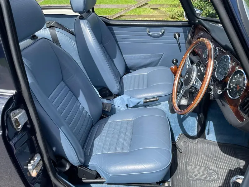 Triumph tr4a fo66vzoybqgkhlbvalybm