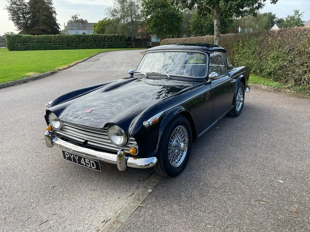 Triumph tr4a  4ek amn9xy9ujknuvmlq
