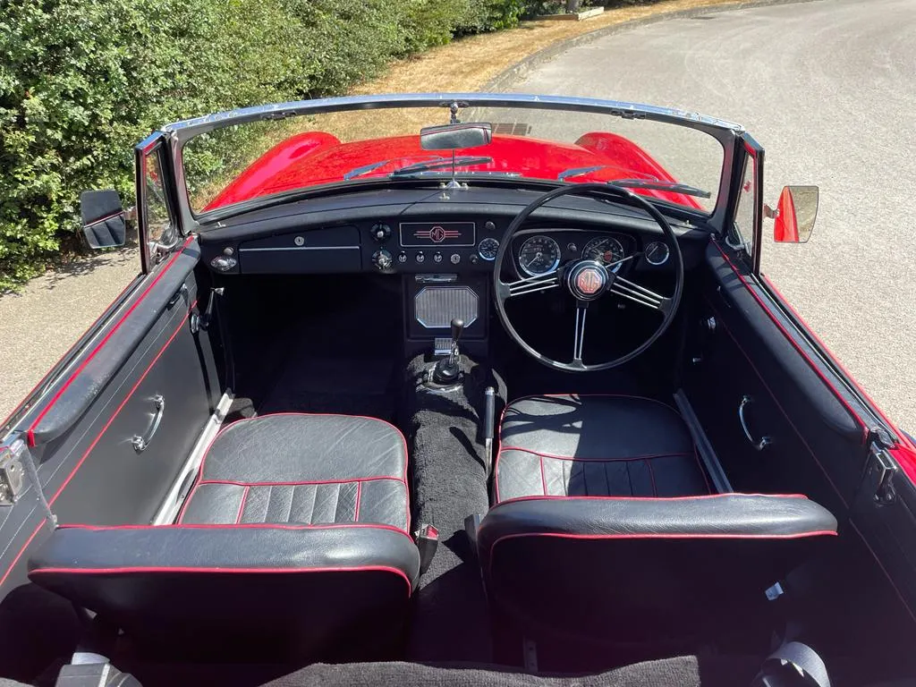 Mg b roadster hztthl9r50qo3sxlm hwe