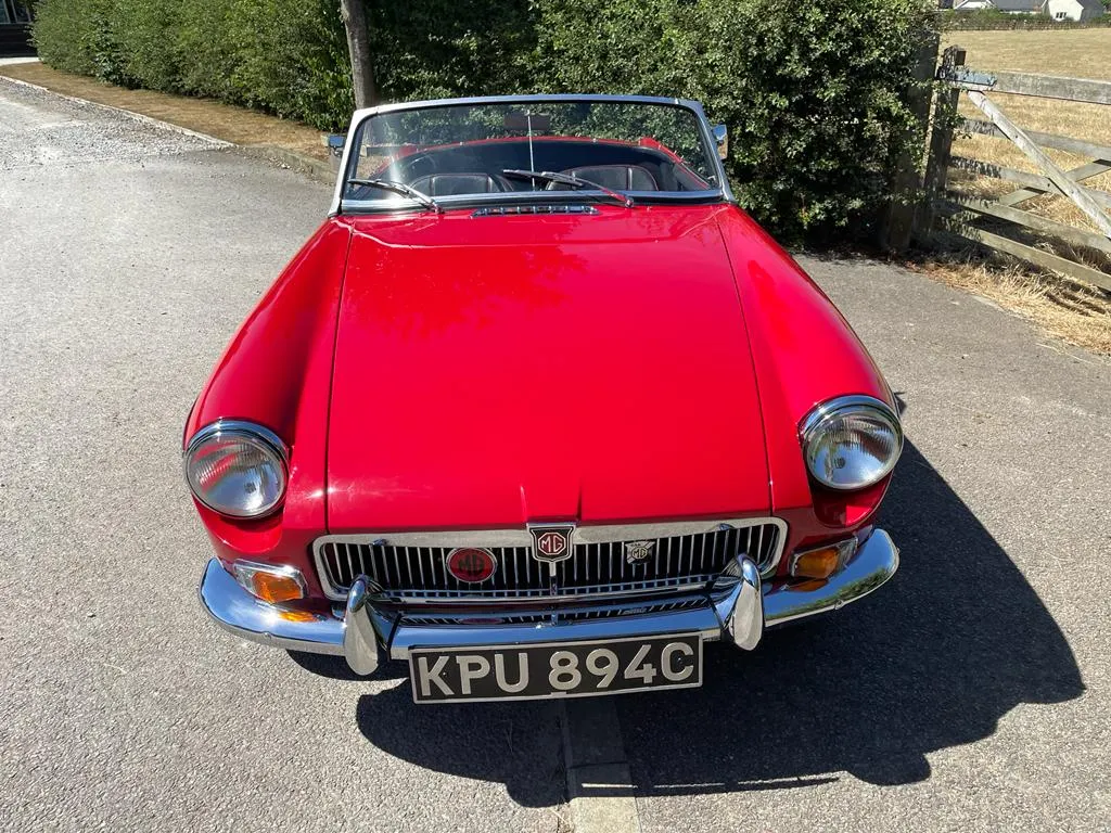 Mg b roadster qkehel9wh34y3pxi7k7 x