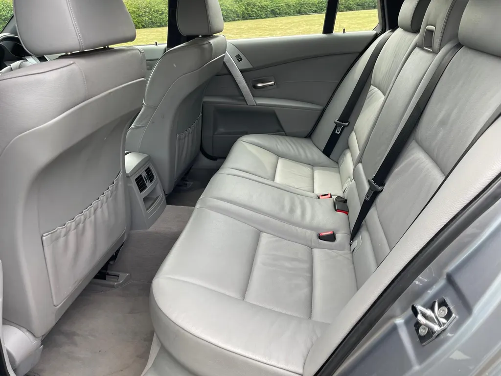 Bmw 5 series  ohhasyn8ig7ckmsl6 hg