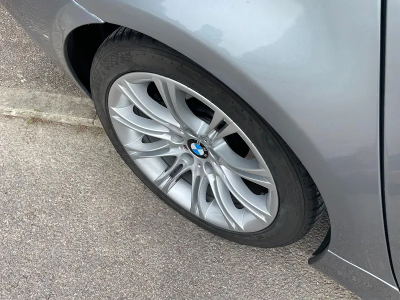 Bmw 5 series  zysbsti5lzryuohx338x