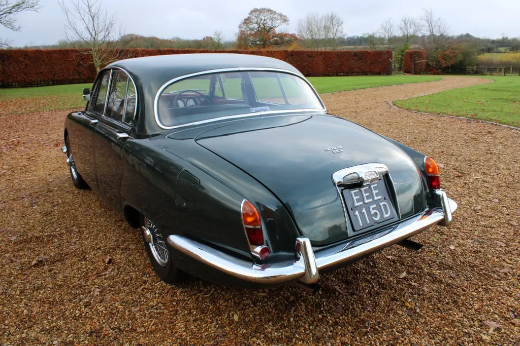 Jaguar s type 0vnujvqeuly3lmyhzh96i