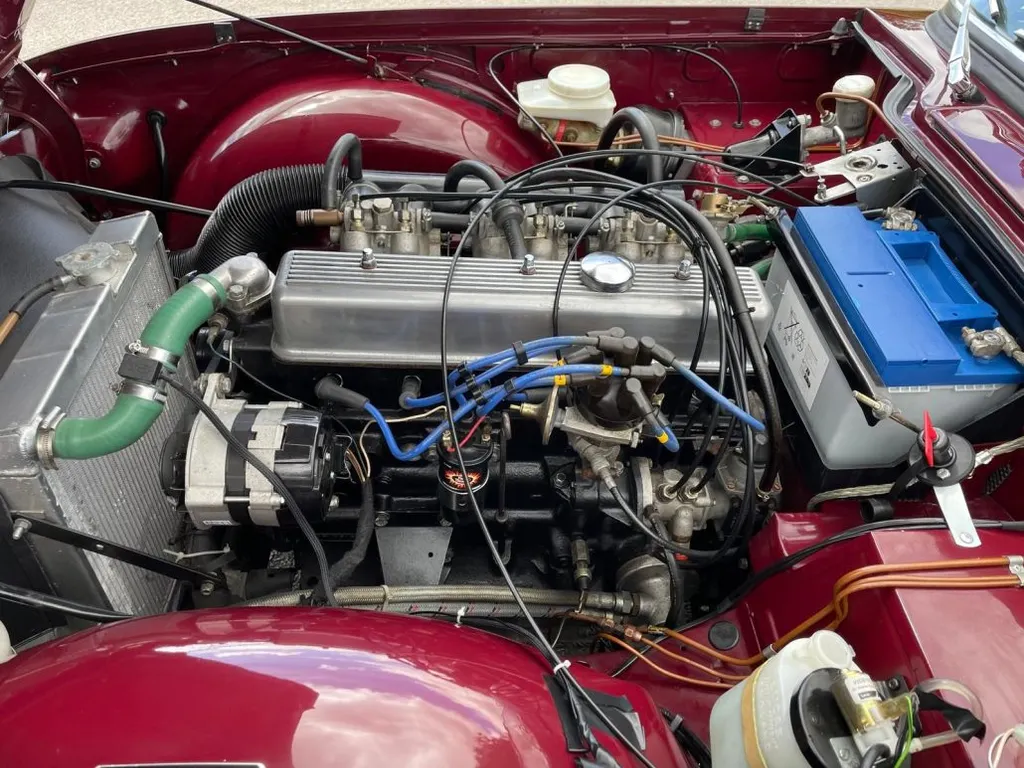 Triumph tr6 gpn7yz40 dujsf8khxxqo