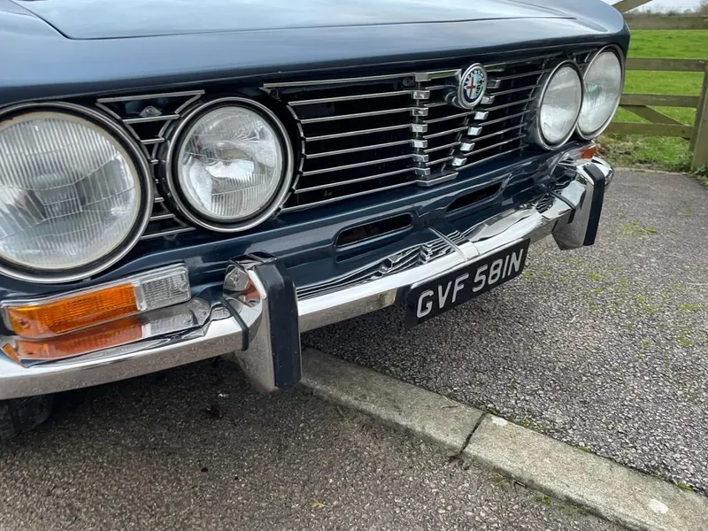 Alfa romeo  2000 gtv uk car oss3ciygvjgwc9wqw8o 9
