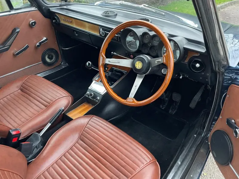 Alfa romeo  2000 gtv uk car earhssqyqo0tms1mmsa36