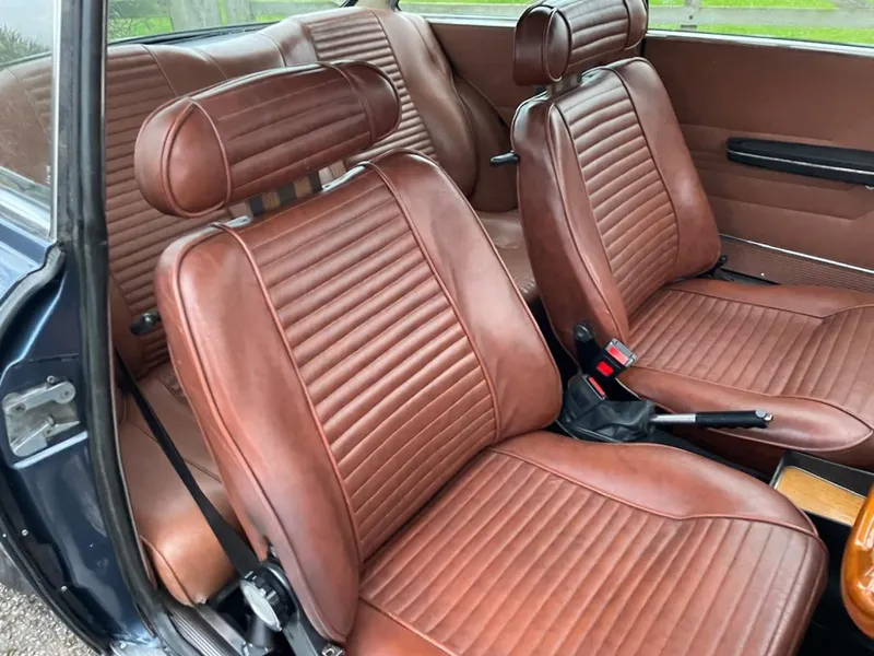 Alfa romeo  2000 gtv uk car frv10ddguhxdc nu1 cck