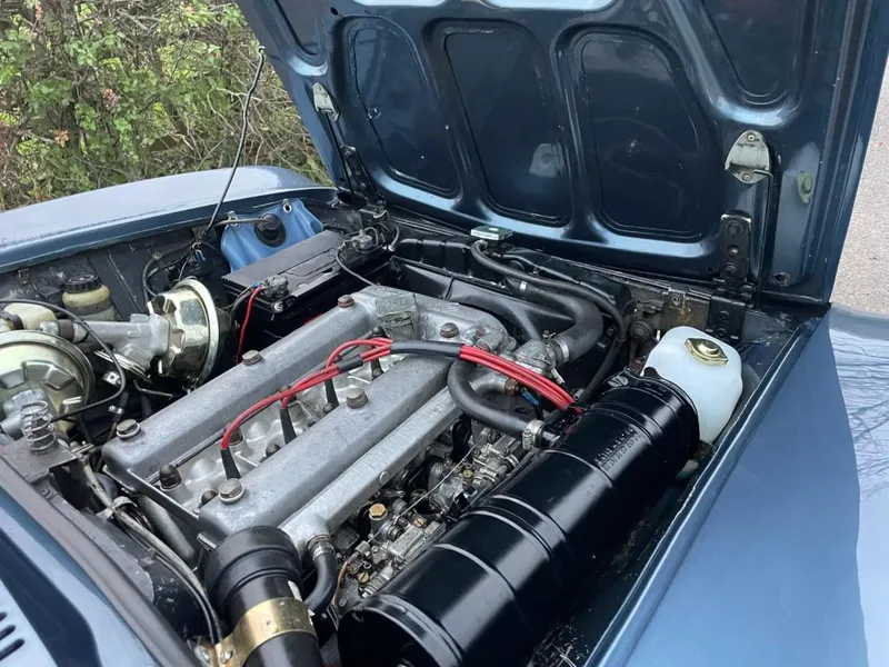 Alfa romeo  2000 gtv uk car uefjinafbgmgt6pjrz1ld