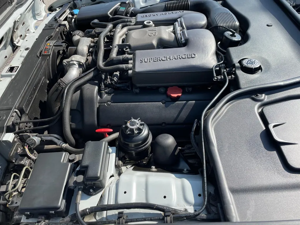 Jaguar v8 xj series y7p6uqoywfhrfdncmy9u8