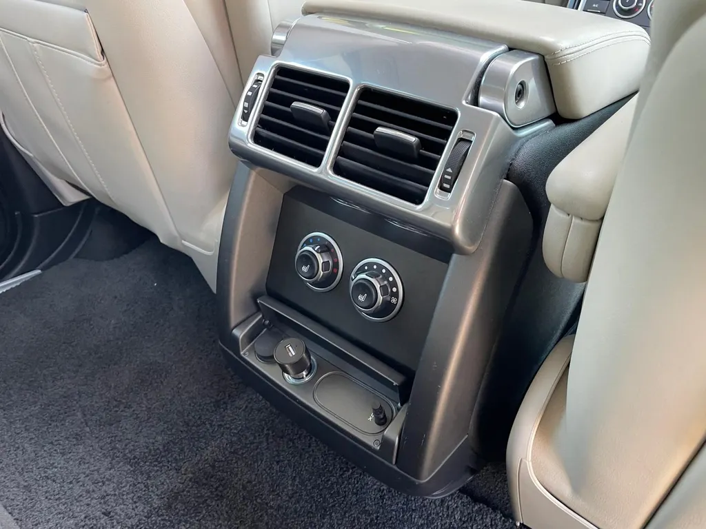 Land rover range rover vtmgcw8bpdypqkmljgfhr