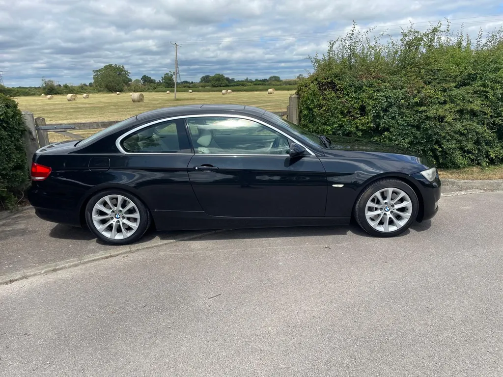 Bmw 3 series mubxzebcmvcatlp1yrgdk