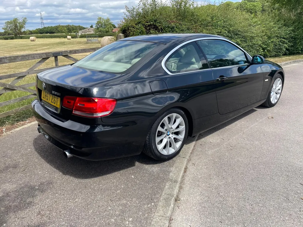 Bmw 3 series dv8thbcq bmy xkhrxvvm