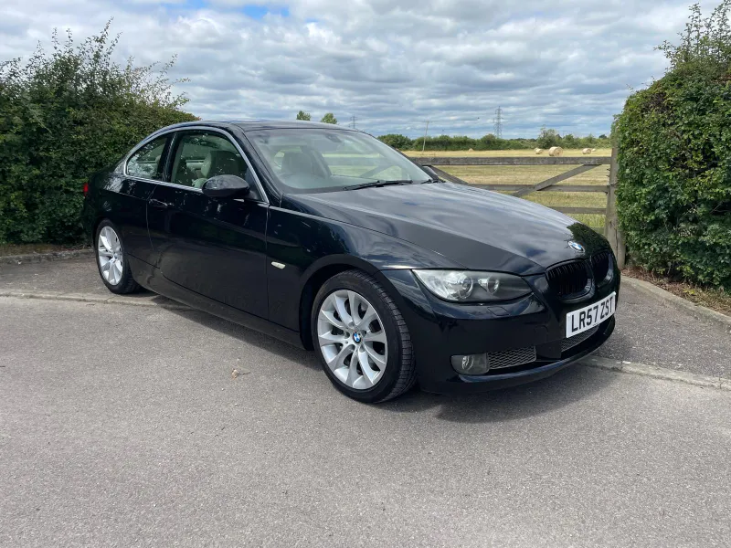 Bmw 3 series euiou2zltxyoahgvnau v