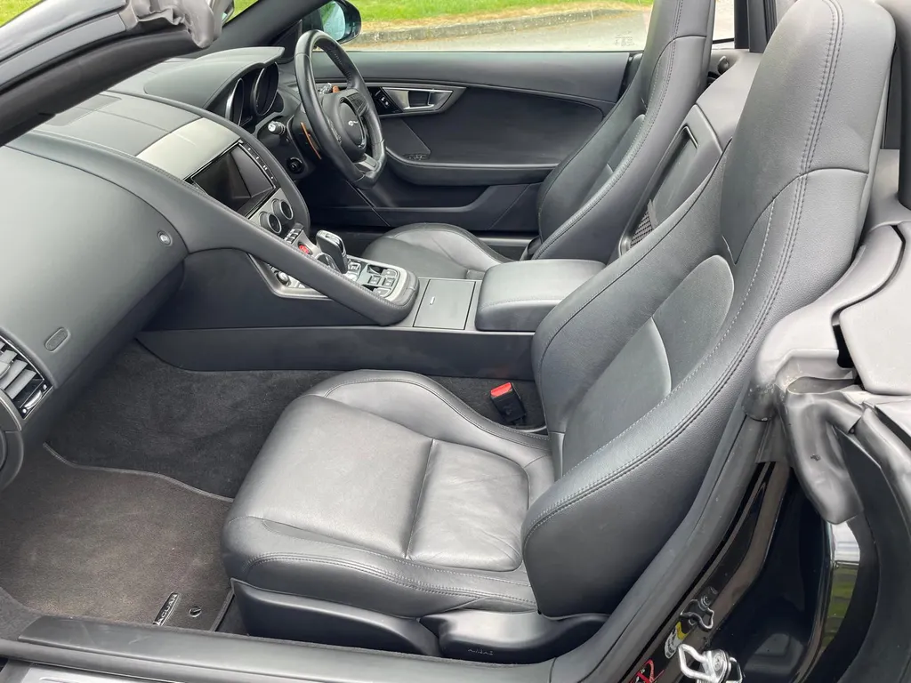 Jaguar f type nukd9wcpz3on8kqz3jguq