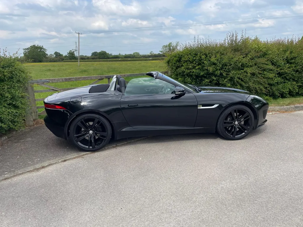 Jaguar f type cwughow770rlzzzkqm37 