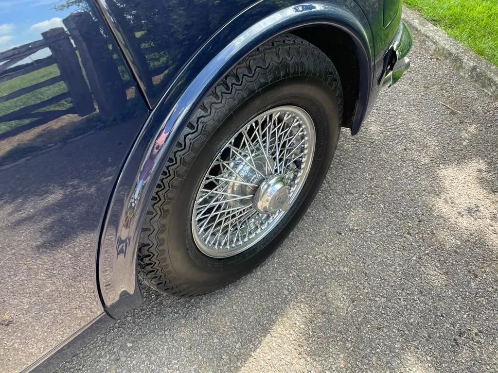 Jaguar mk2 hdwux7xswx6qwxdrjew3d