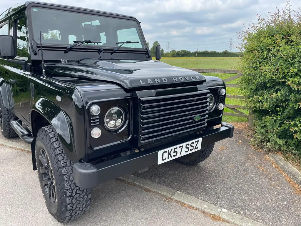 Land rover defender amcyccwl khytje1nfddy