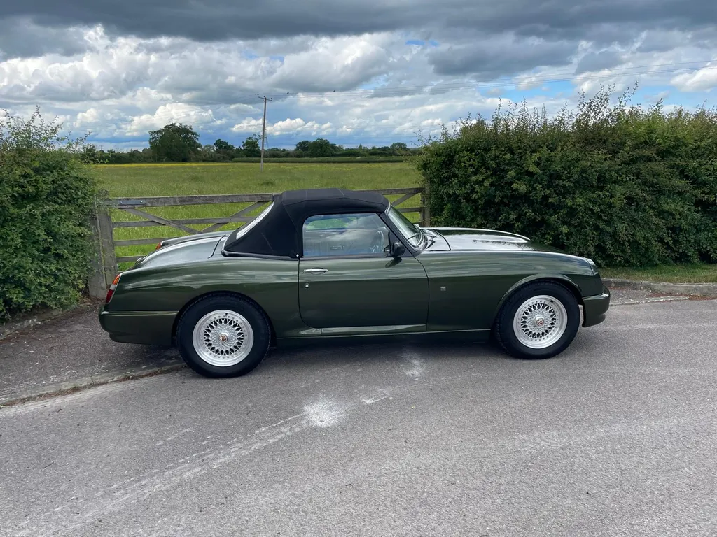 Mg roadster 6r1ajariw1ndvqbmjesdg