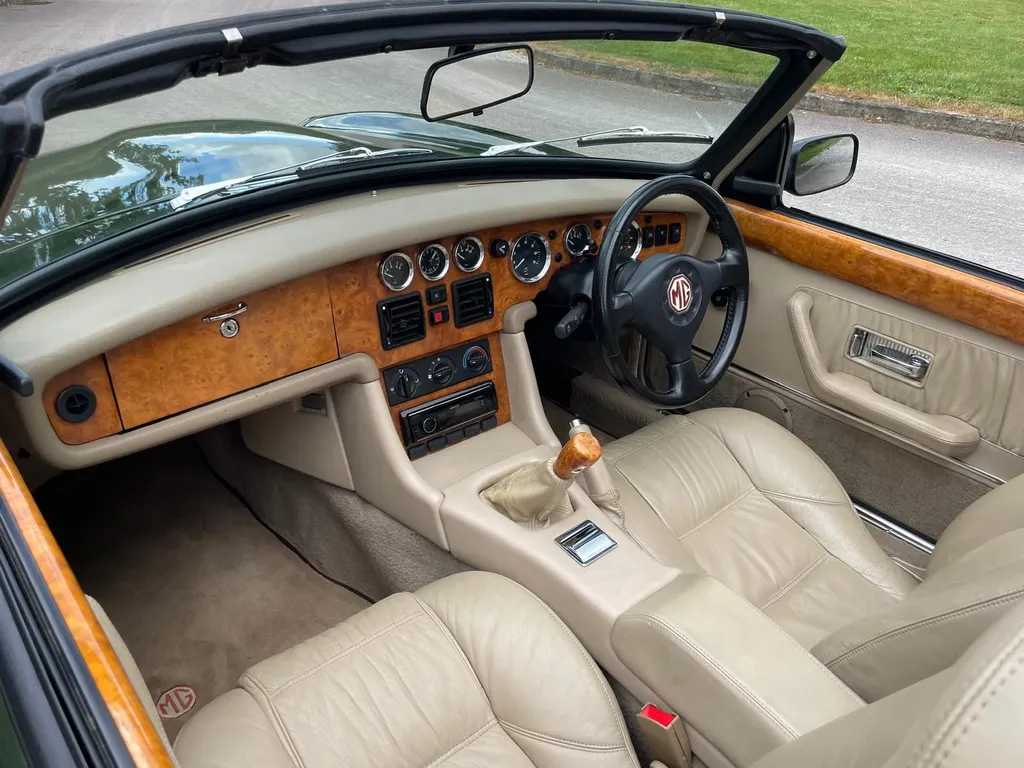 Mg roadster 7mlvoz 3vqgxsuzy0c4 s