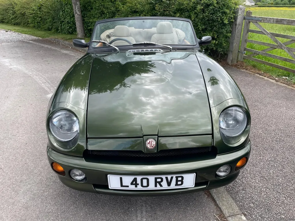 Mg roadster 8abw9qpzpe7mczgzhh5pe