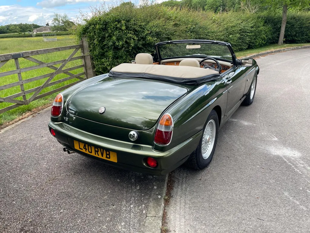 Mg roadster vnecnsig 5xu30rg65lg5