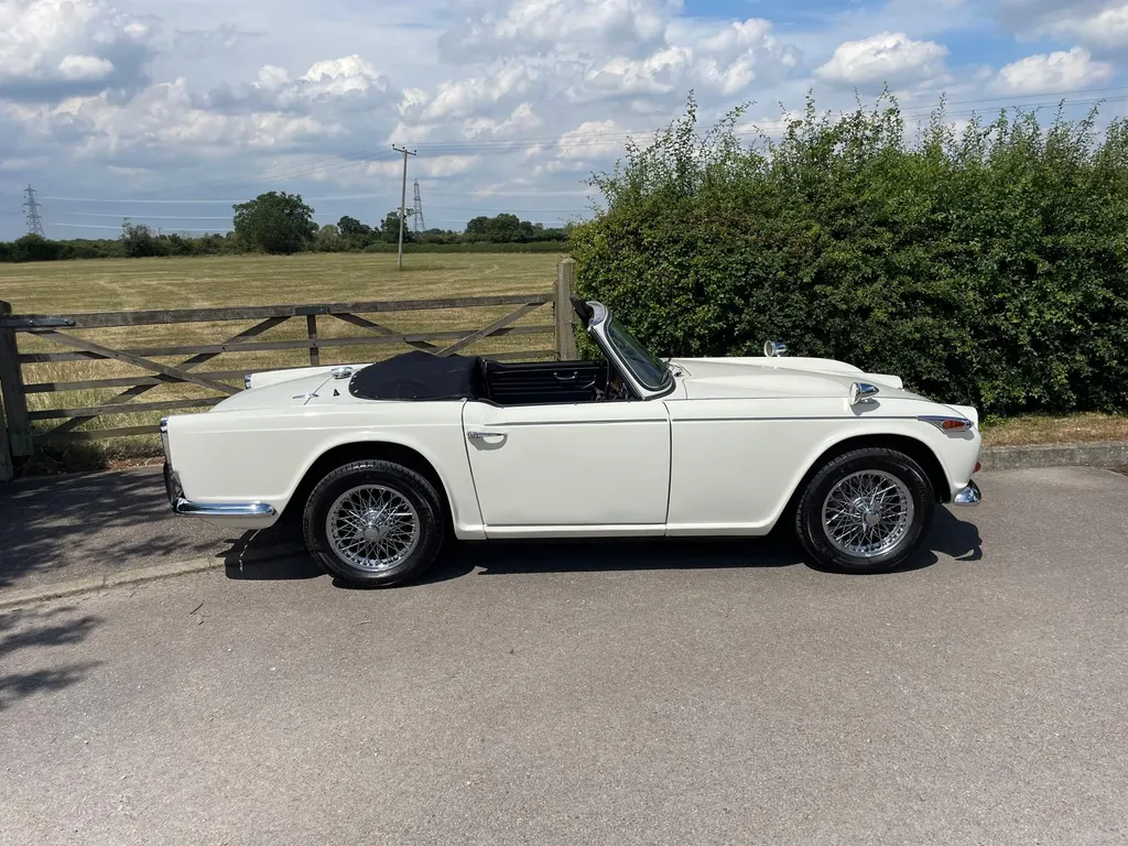 Triumph tr4a pxfh1c2oxexrrxhp 4pyy