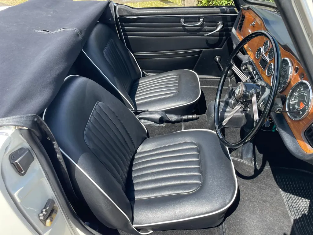 Triumph tr4a ronqadd24 7zkeuj7npf8