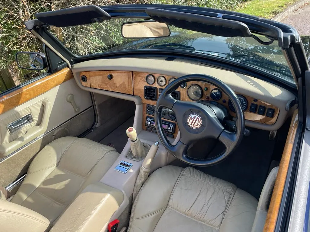 Mg roadster otwbigiwv6juexlcc4kc1