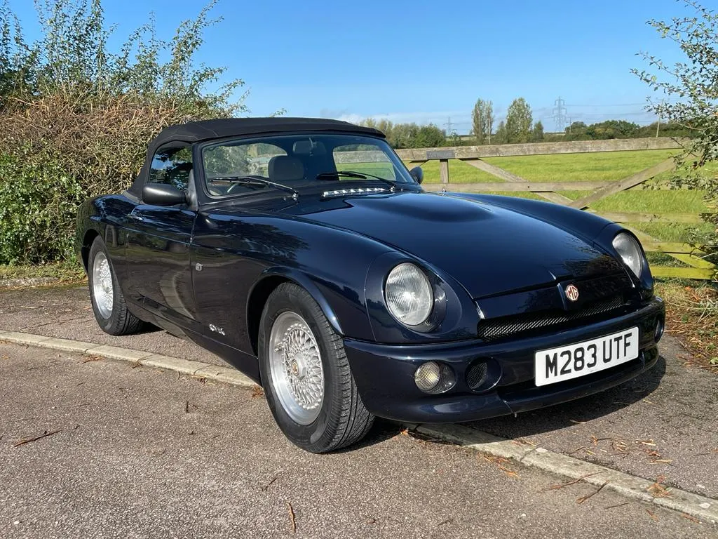 Mg roadster jwuwe5olahuvrfucenmqo