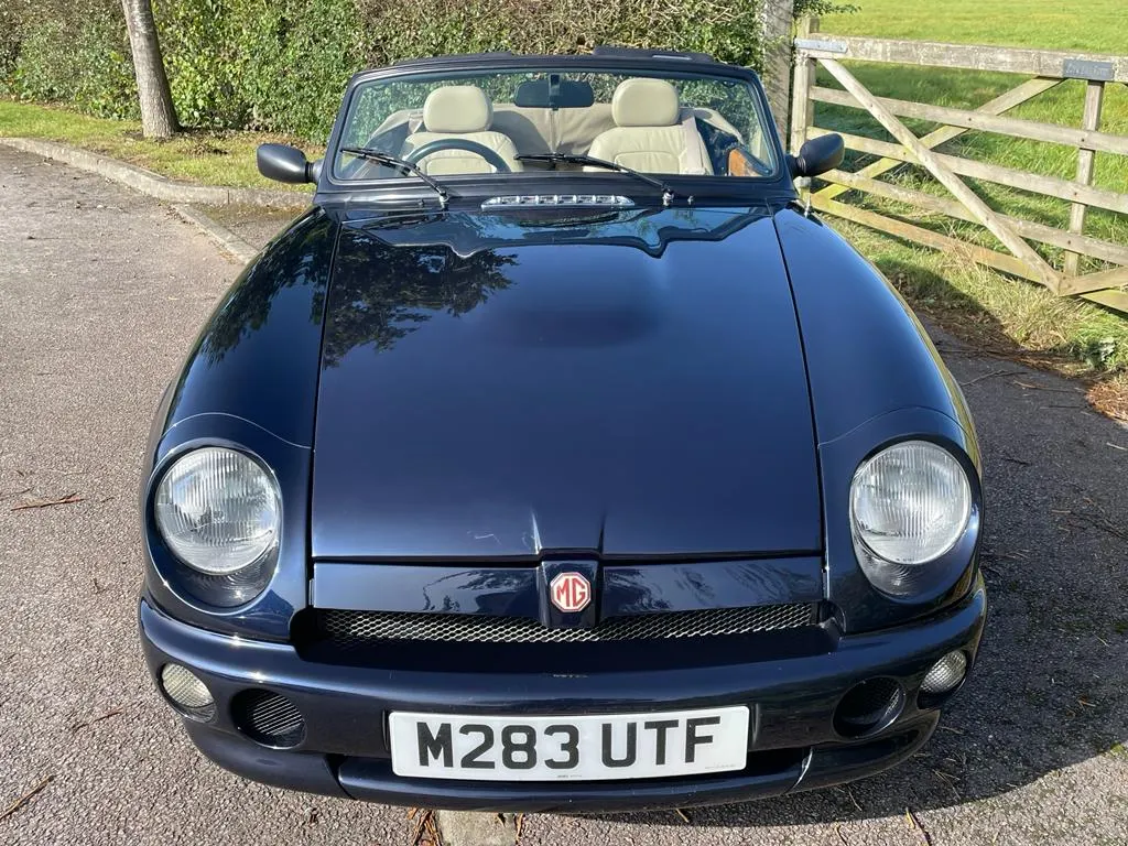Mg roadster nvqobmbdgjejuzhhcso2u
