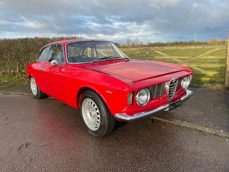 Alfa giulia 1600  zmr9u20az9lj ujtleata