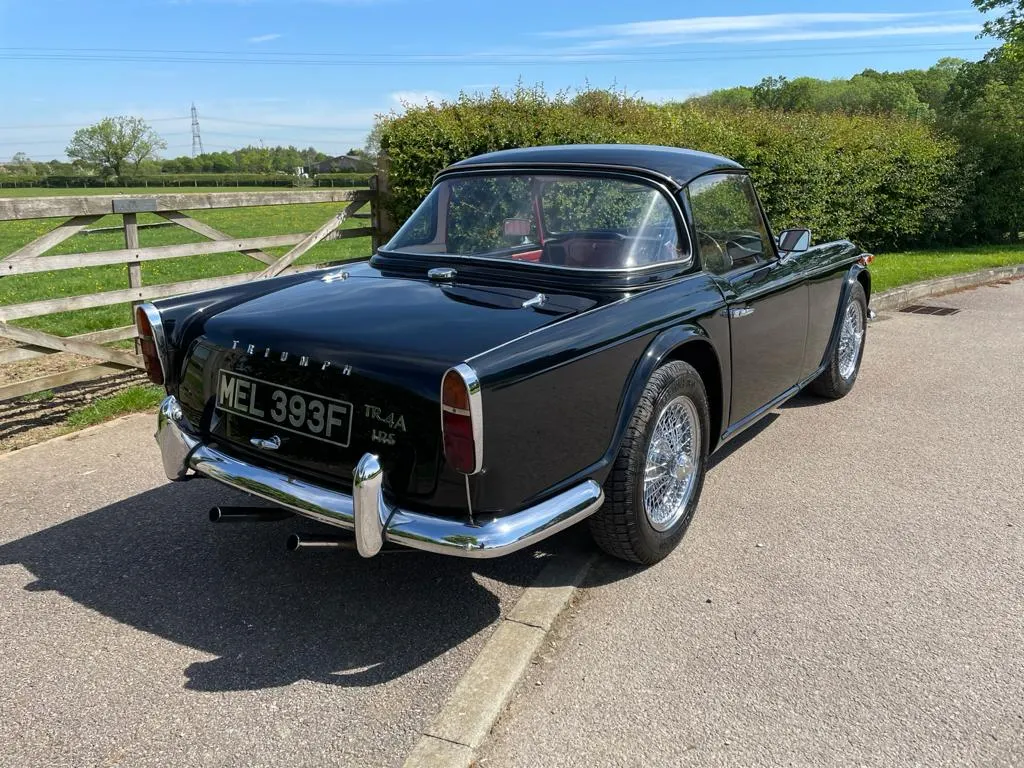 Triumph tr4 a emu38twv9yytrkukipkiy