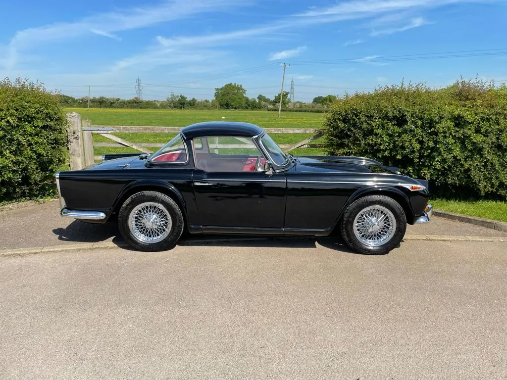 Triumph tr4 a vlsnh4qnrqpmzdlngk5qd