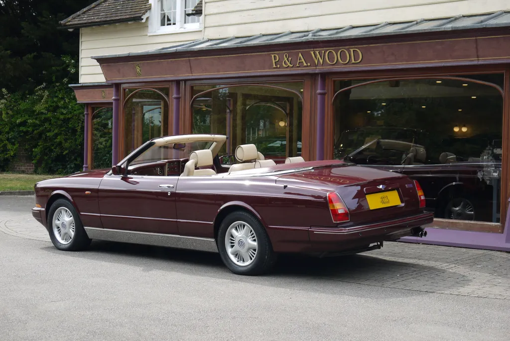 Bentley azure 3anedbcqbehlikhix73fn