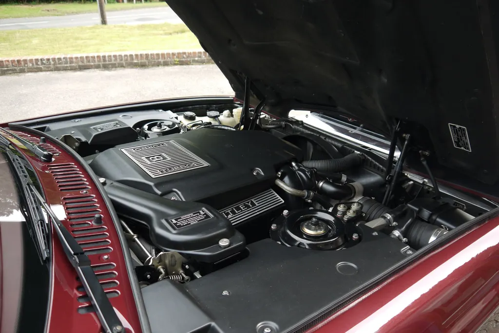 Bentley azure jlanrb3onz6reguquzaez