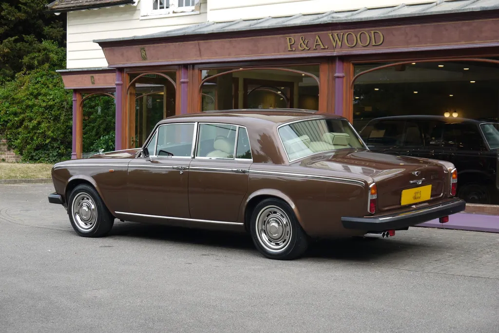 Bentley t2  v3v5fzbxjuyebqbx khp