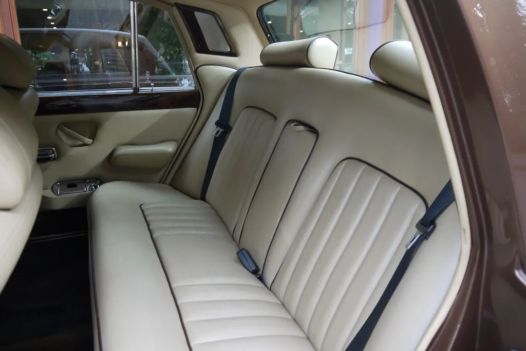 Bentley t2 d98qfd8iyh4raclb8jm8l