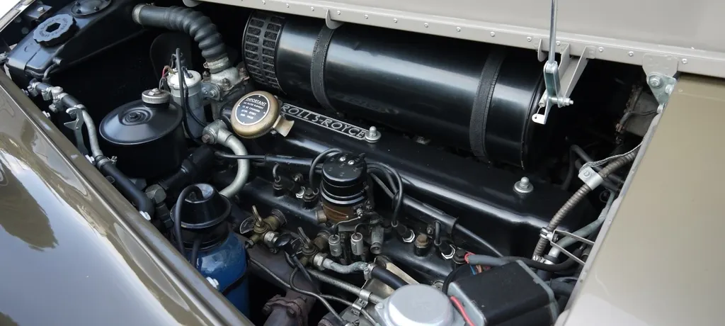 Rolls royce silver cloud rwkswzu4rfez3rtljrz6b