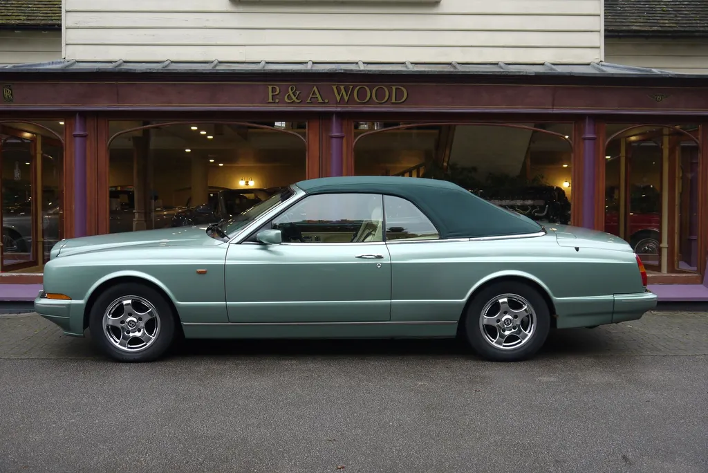 Bentley azure 9eh3vzpbu7d0sp3ae fte
