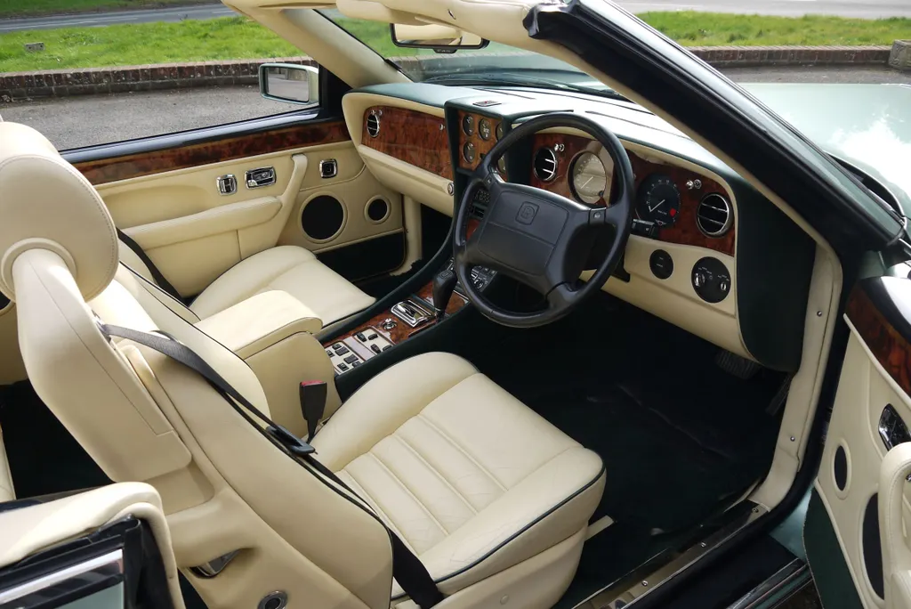 Bentley azure scwql52m bkdsw0hphsbg