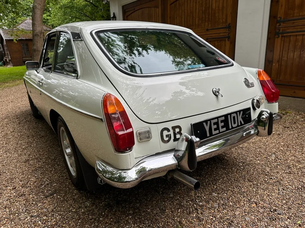 Mgb gt 0tekcf12 unvenszkkvuy