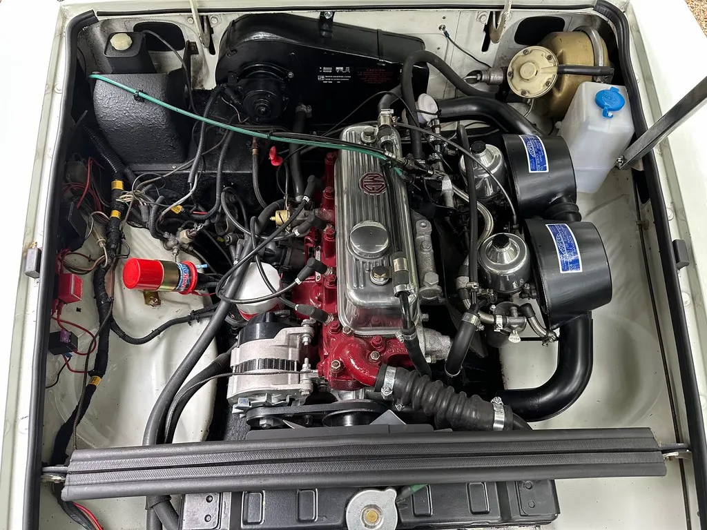 Mgb gt z1d9zeowtexdsnrmzgl4l